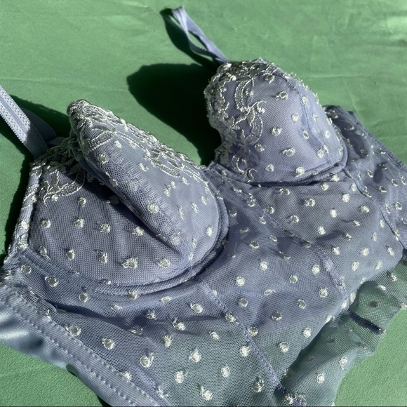 Dainty Lavender bralette/bustier - Picture 3 of 3